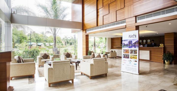 Hotel Le Ruchi The Prince Mysore Exteriör bild