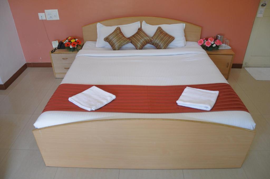 Hotel Le Ruchi The Prince Mysore Exteriör bild